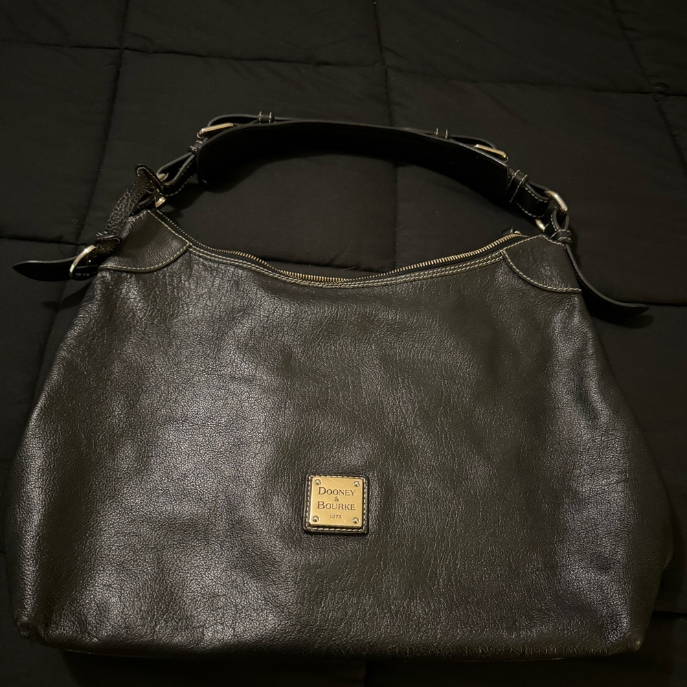 Dooney and bourke purse